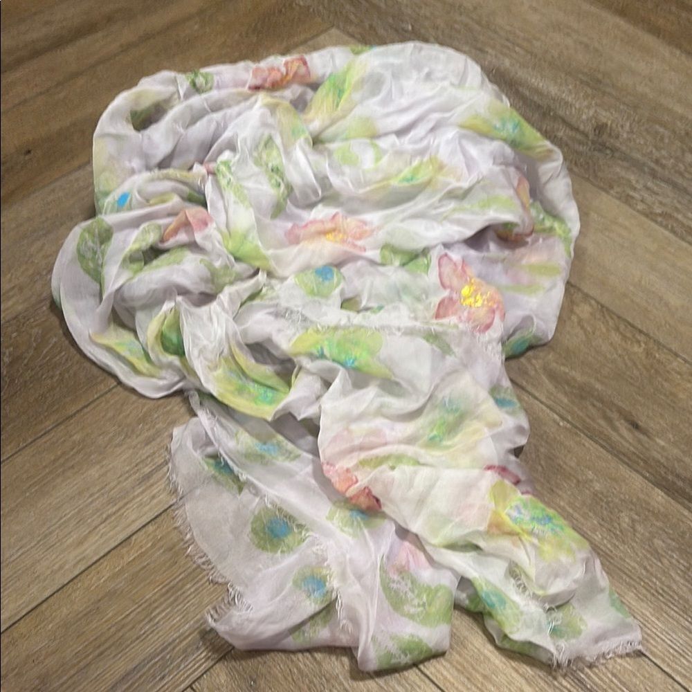 L’Oro Di Maglia Hand Painted Scarf